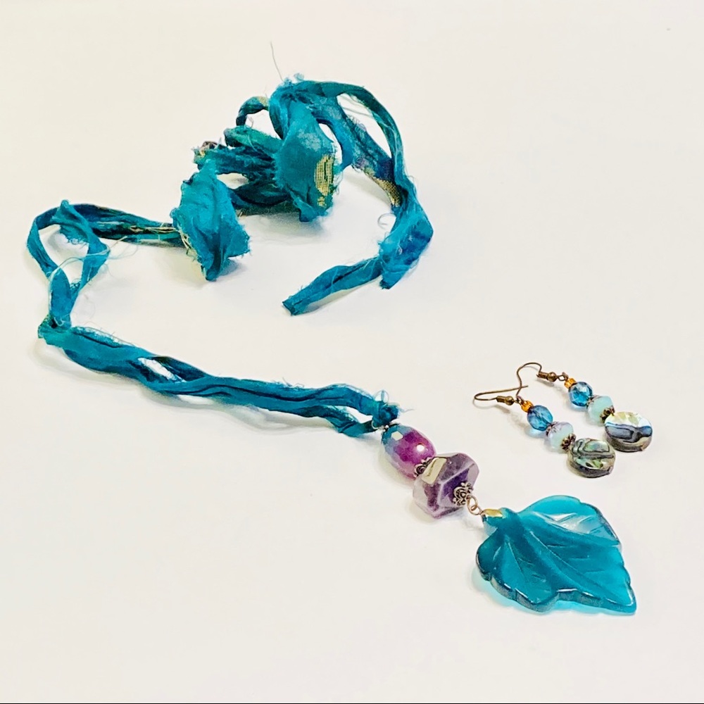 BRILLIANT Teal Agate Leaf & Purple Amethyst Crystal Necklace & Abalone Earrings
